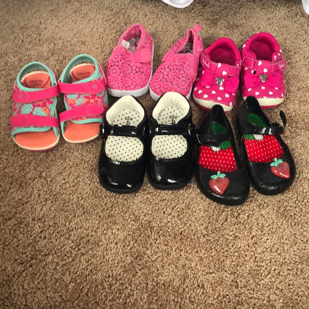 Size 5 girls shoe lot